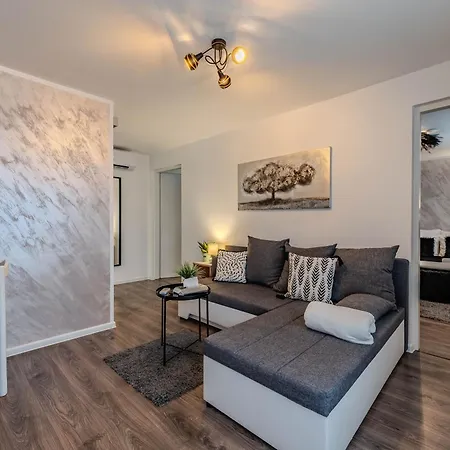 Kod Spavalice B&B 비르