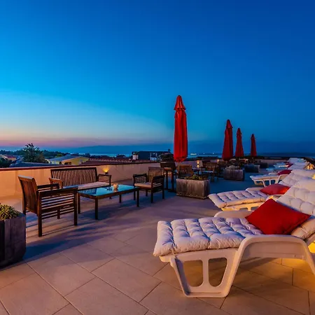 Kod Spavalice B&B 비르