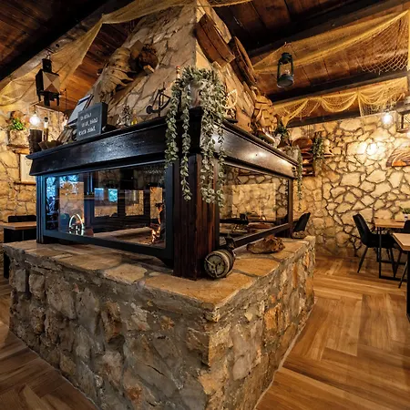 Bed & Breakfast Kod Spavalice 4*